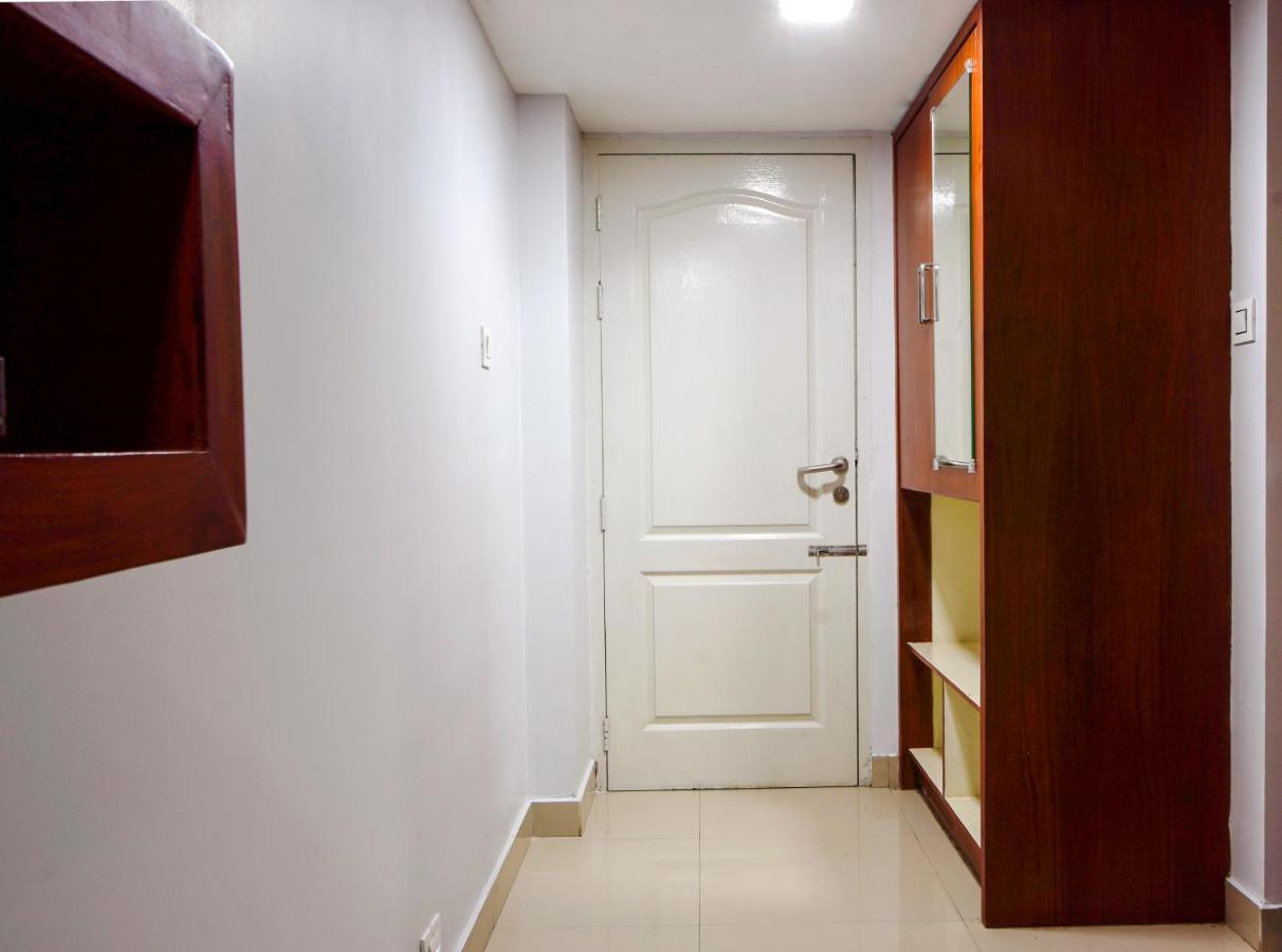 The Reach Hotel Kochi Buitenkant foto
